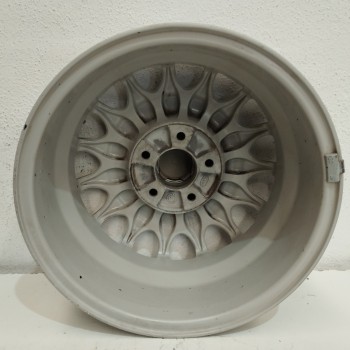 Recambio de llanta para saab 900 berlina 2.3 cat referencia OEM IAM 4648036 6,5JX15H2 IS49 5H 5X110