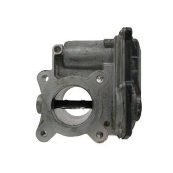 Recambio de caja mariposa para toyota yaris 1.4 turbodiesel cat referencia OEM IAM 261000N030  