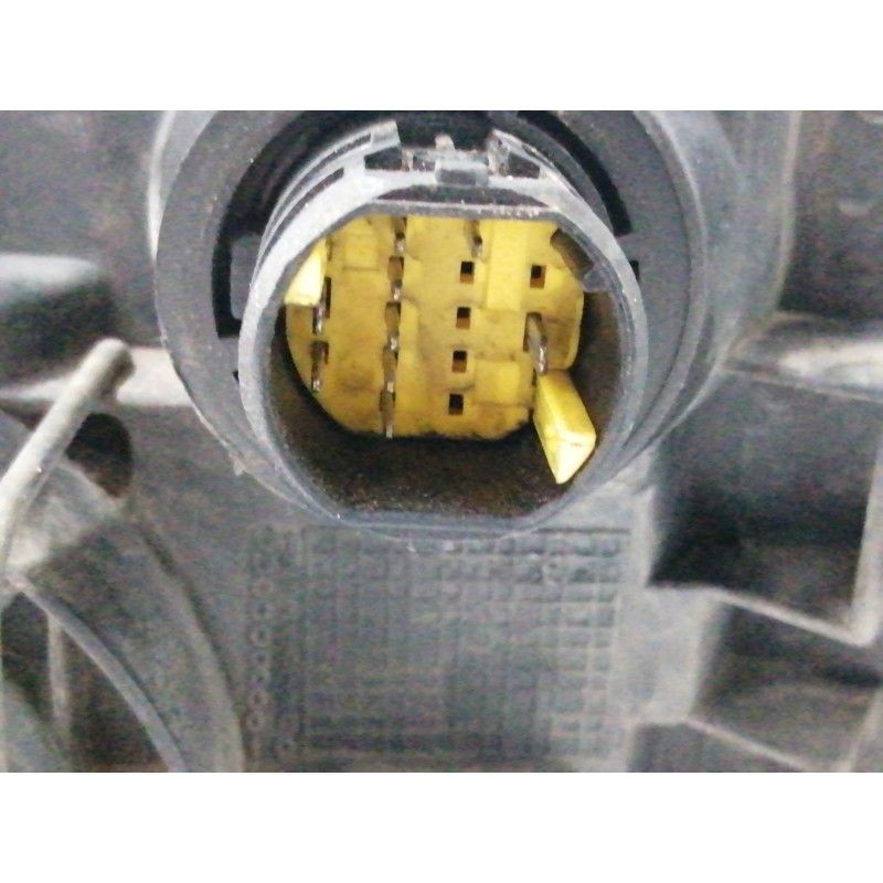 FARO IZQUIERDO SX40795748