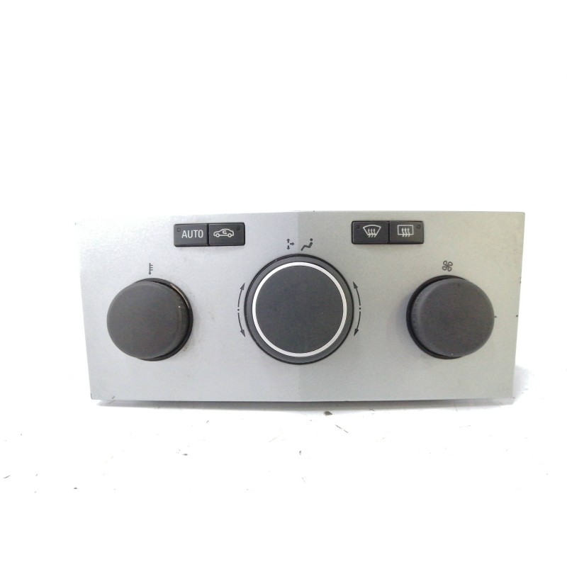 Recambio de mando climatizador para opel astra gtc 1.9 cdti referencia OEM IAM 13122962  
