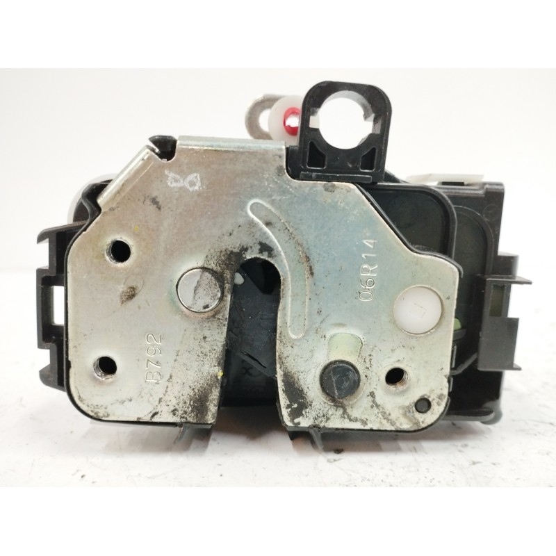 Recambio de cerradura puerta delantera derecha para fiat 500 (312_) 1.2 (312axa1a) referencia OEM IAM 52004009  