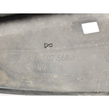 Recambio de moldura para volkswagen polo gti referencia OEM IAM 2G6807568F OBSERVAR FOTOS DIFUSOR TRASERO