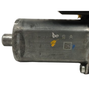 Recambio de motor elevalunas delantero derecho para peugeot 5008 1.2 12v e-thp referencia OEM IAM 9811791280 0130824068 