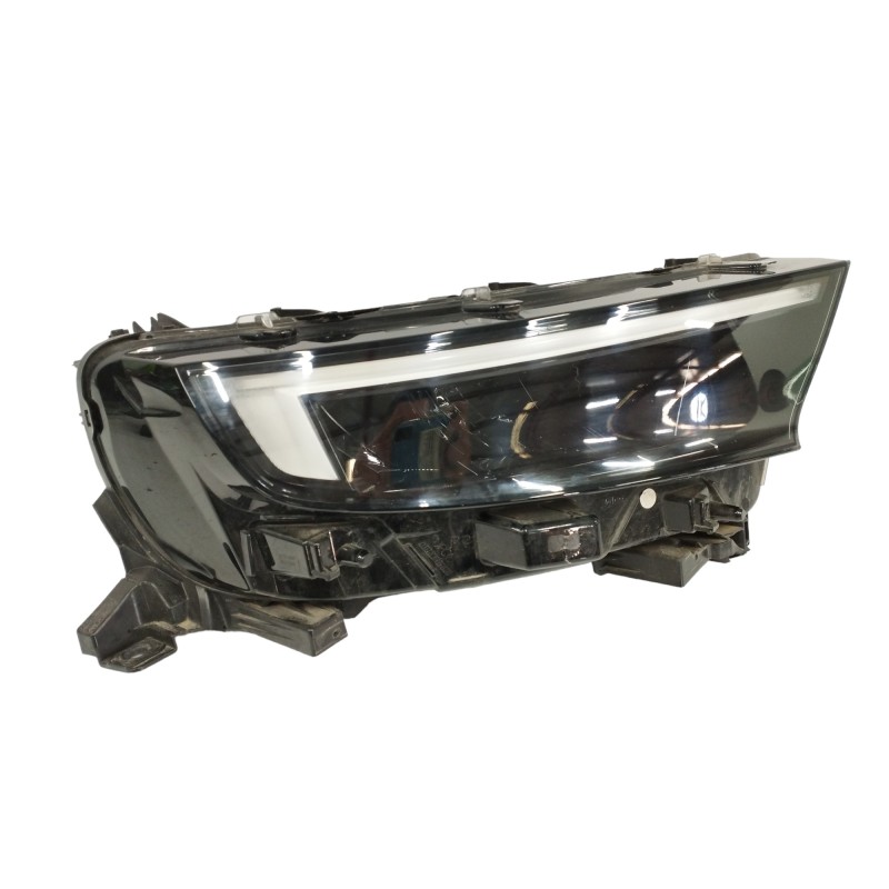 FARO DERECHO SOPORTES ROTOS SIN MODULO LED