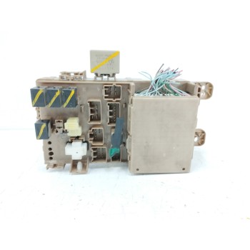 Recambio de caja reles / fusibles para toyota corolla verso (r1) 2,2 d-4d sport referencia OEM IAM   