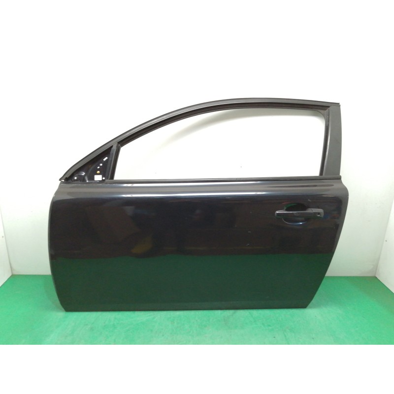 Recambio de puerta delantera izquierda para volvo c30 1.6 diesel cat referencia OEM IAM  OBSERVAR FOTOS 