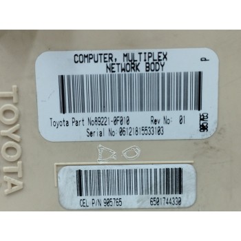 Recambio de caja reles / fusibles para toyota corolla verso (r1) 2,2 d-4d sport referencia OEM IAM 892210F010  