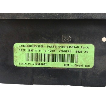 Recambio de caja reles / fusibles para chrysler voyager (rg) 2.8 crd cat referencia OEM IAM 05144509AD PLASTICO DAÑADO 