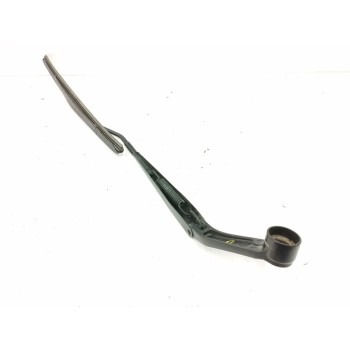 Recambio de brazo limpia delantero derecho para mitsubishi l200 / triton (kj_, kk_, kl_) 2.2 di-d 4wd referencia OEM IAM 8250A77