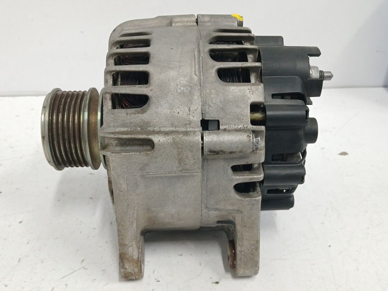 Recambio de alternador para dacia duster (hs_) 1.5 dci referencia OEM IAM 231005770R Recambio de alternador para dacia duster (hs_) 1.5 dci referencia OEM IAM 231005770R