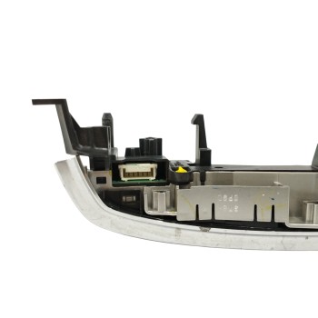 Recambio de mando volante para mitsubishi l200 / triton (kj_, kk_, kl_) 2.2 di-d 4wd referencia OEM IAM 75J421 LADO IZQUIERDO 