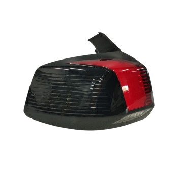 Recambio de piloto trasero izquierdo para peugeot 5008 1.2 12v e-thp referencia OEM IAM 9811028080  