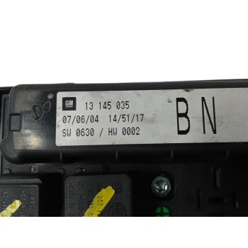 Recambio de caja reles / fusibles para opel astra h berlina 1.7 16v cdti referencia OEM IAM 13145035  