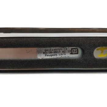 Recambio de barras techo para peugeot 5008 1.2 12v e-thp referencia OEM IAM 98111497VV 98111496VV 