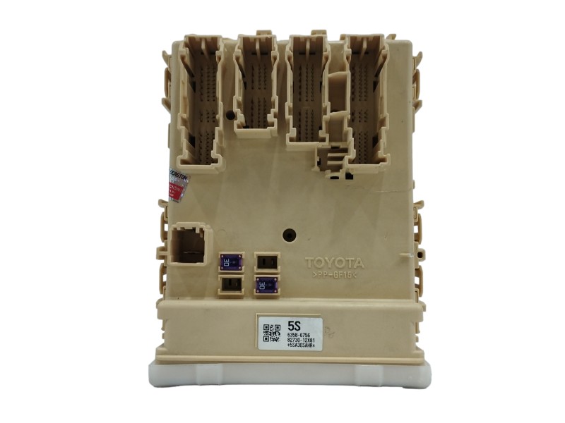 Recambio de caja reles / fusibles para toyota auris 1.2 16v turbo cat referencia OEM IAM 63586756 Recambio de caja reles / fusibles para toyota auris 1.2 16v turbo cat referencia OEM IAM 63586756