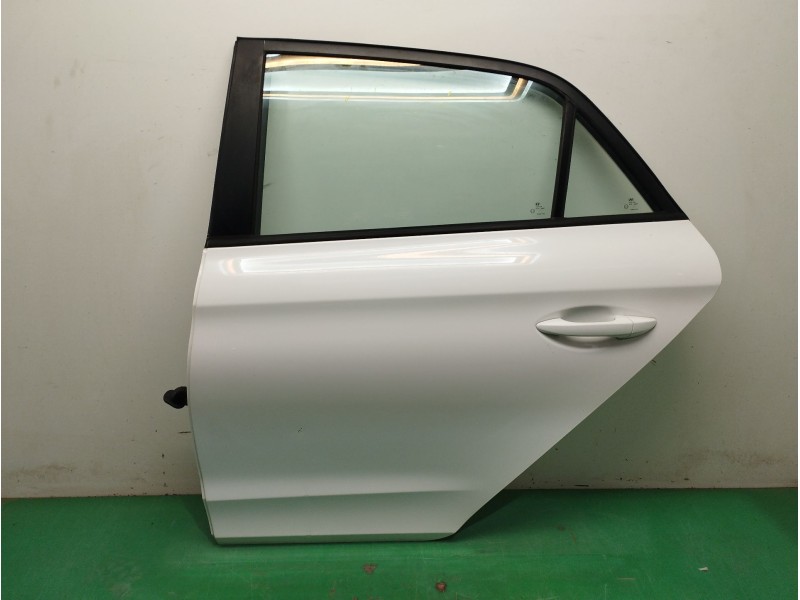 Recambio de puerta trasera izquierda para hyundai i20 1.2 16v cat referencia OEM IAM   