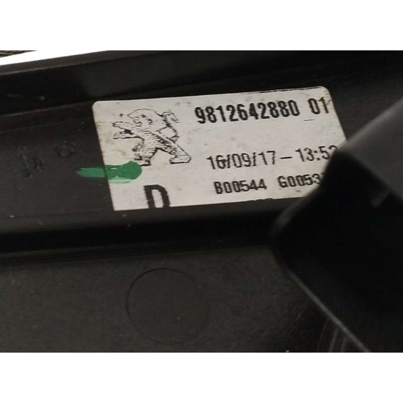 ELEVALUNAS TRASERO DERECHO 9811864680