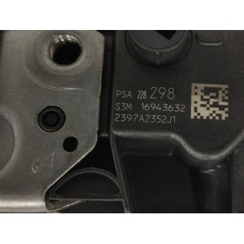 Recambio de cerradura puerta trasera izquierda para peugeot 5008 1.2 12v e-thp referencia OEM IAM 16943632 PSA228298 