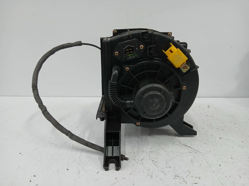 Recambio de motor calefaccion para hyundai h 1 2.5 turbodiesel cat referencia OEM IAM Recambio de motor calefaccion para hyundai h 1 2.5 turbodiesel cat referencia OEM IAM