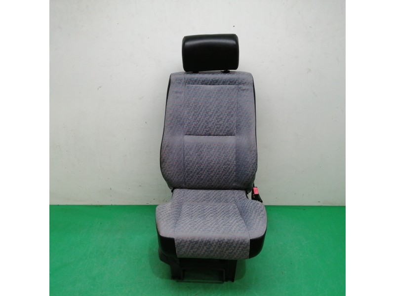 Recambio de asiento delantero derecho para suzuki ps 10 santana anibal 2.8 d referencia OEM IAM OBSERVAR FOTOS Recambio de asiento delantero derecho para suzuki ps 10 santana anibal 2.8 d referencia OEM IAM OBSERVAR FOTOS