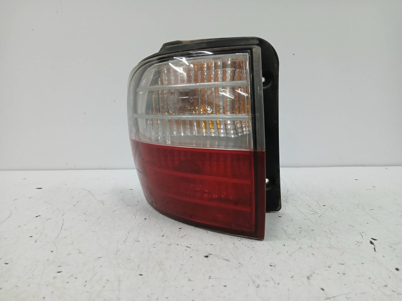 Recambio de piloto trasero izquierdo para hyundai h 1 2.5 turbodiesel cat referencia OEM IAM 924014A6  