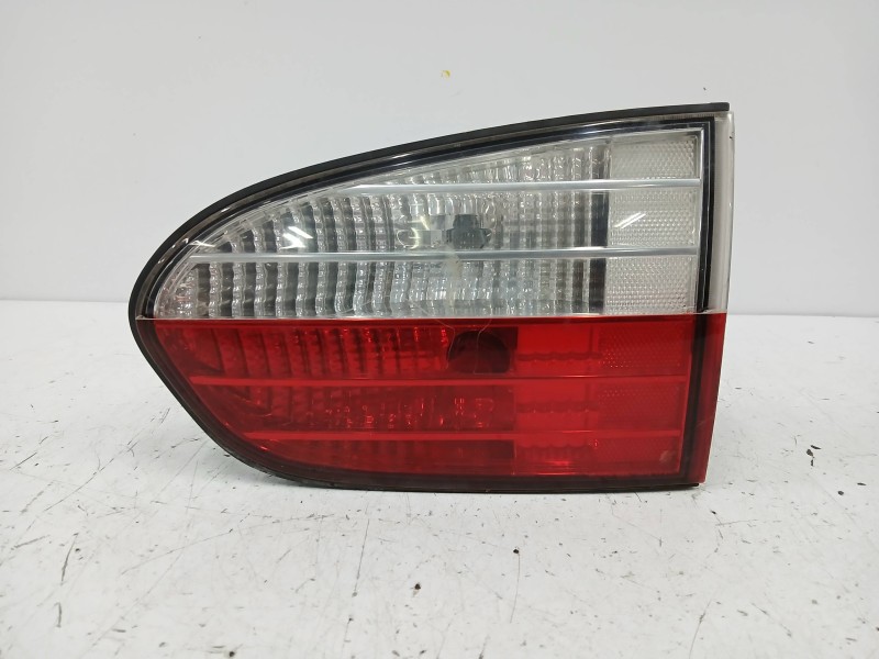 Recambio de piloto trasero derecho interior para hyundai h 1 2.5 turbodiesel cat referencia OEM IAM 924064A61 Recambio de piloto trasero derecho interior para hyundai h 1 2.5 turbodiesel cat referencia OEM IAM 924064A61