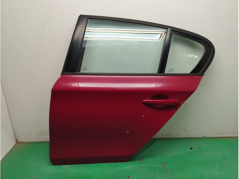 Recambio de puerta trasera izquierda para bmw serie 1 berlina (e81/e87) referencia OEM IAM   
