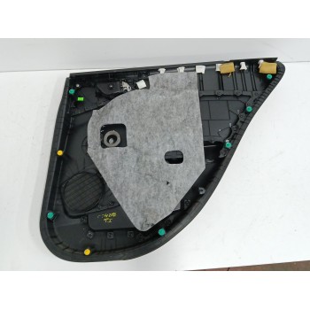 Recambio de guarnecido puerta trasera izquierda para hyundai i20 1.2 16v cat referencia OEM IAM 83330C8000  