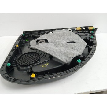 Recambio de guarnecido puerta trasera izquierda para hyundai i20 1.2 16v cat referencia OEM IAM 83330C8000  