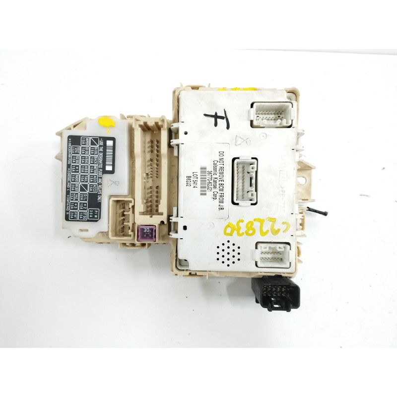 Recambio de caja reles / fusibles para suzuki swift berlina (mz) 1.5 16v cat referencia OEM IAM 3677062J21  