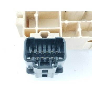 Recambio de caja reles / fusibles para suzuki swift berlina (mz) 1.5 16v cat referencia OEM IAM 3677062J21  