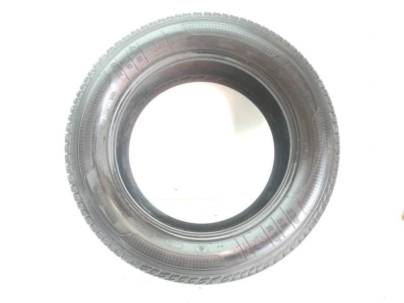 Recambio de neumatico para para varios modelos referencia OEM IAM 23555R17 KLEBER CITILANDER