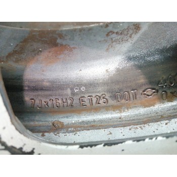 Recambio de llanta para nissan terrano/terrano.ii (r20) 2.7 turbodiesel referencia OEM IAM 403000X801 7JX16H2 ET25 