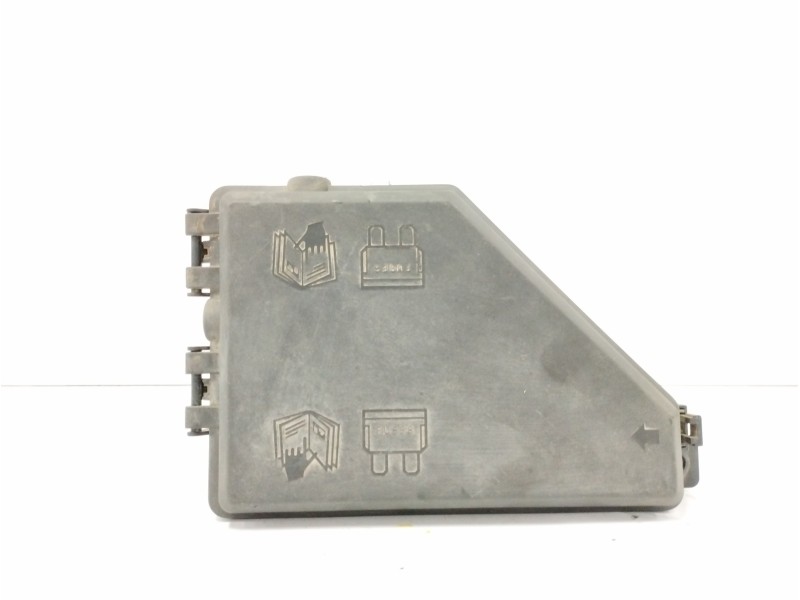 Recambio de caja reles / fusibles para land rover freelander (ln) 2.0 td4 cat referencia OEM IAM YQE000271  