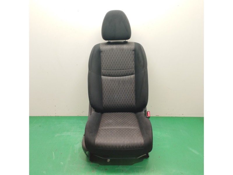 Recambio de asiento delantero derecho para nissan x-trail (t32) 1.3 16v cat referencia OEM IAM Recambio de asiento delantero derecho para nissan x-trail (t32) 1.3 16v cat referencia OEM IAM