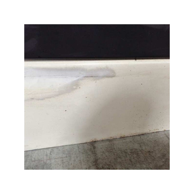 PUERTA DELANTERA DERECHA OBSERVAR FOTOS