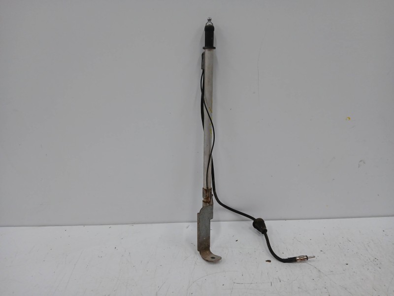 Recambio de antena para hyundai h 1 2.5 turbodiesel referencia OEM IAM Recambio de antena para hyundai h 1 2.5 turbodiesel referencia OEM IAM