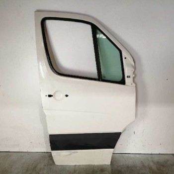 Recambio de puerta delantera derecha para volkswagen crafter combi (2e) combi 35 batalla corta referencia OEM IAM 2E0831052 OBSE