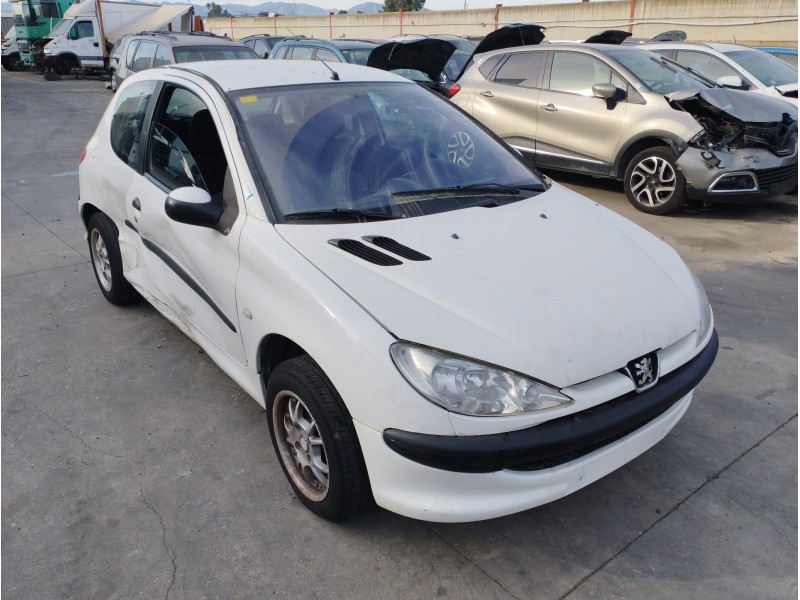 PEUGEOT 206 BERLINA