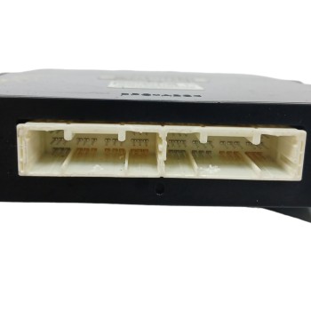 Recambio de modulo electronico para toyota yaris (_p13_) 1.3 (nsp130_) referencia OEM IAM 896900D031 2830010581 