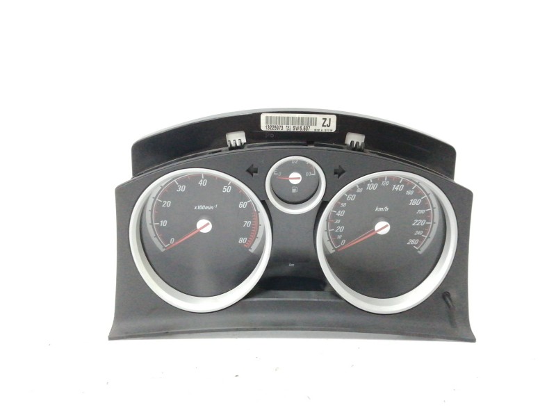Recambio de cuadro instrumentos para opel astra gtc 1.6 16v referencia OEM IAM 13225973  