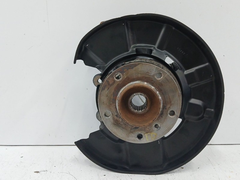 Recambio de mangueta trasera derecha para bmw serie 3 berlina (e90) 2.0 turbodiesel cat referencia OEM IAM 676158009  
