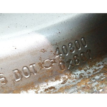 Recambio de llanta para nissan terrano/terrano.ii (r20) 2.7 turbodiesel referencia OEM IAM 403000X801 7JX16H2 ET25 