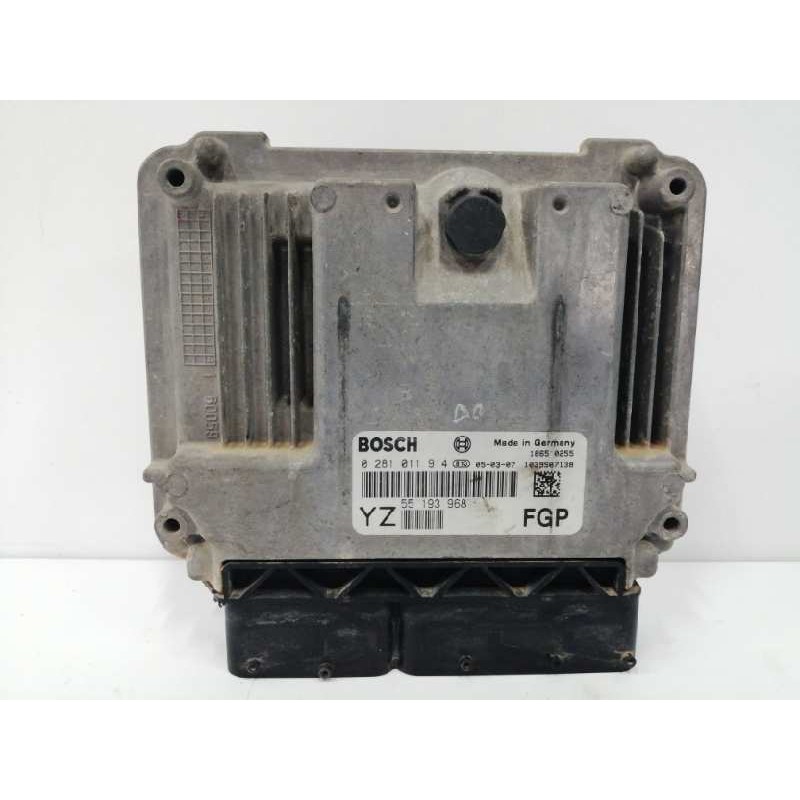 Recambio de centralita motor uce para opel vectra c berlina 1.9 cdti referencia OEM IAM 55193968 0281011914 1039S07138