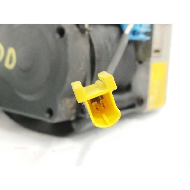 CINTURON SEGURIDAD DELANTERO DERECHO 33006641