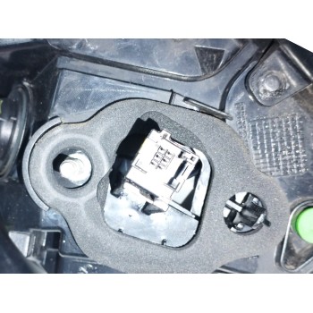 Recambio de piloto trasero derecho para peugeot 308 1.6 blue-hdi fap referencia OEM IAM 9677817580  