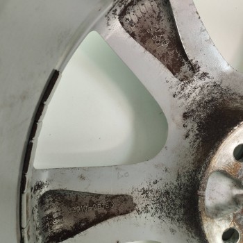 Recambio de llanta para hyundai santa fe (bm) 2.2 crdi cat referencia OEM IAM 529102B180 7JX18 ET41 5H 5X115