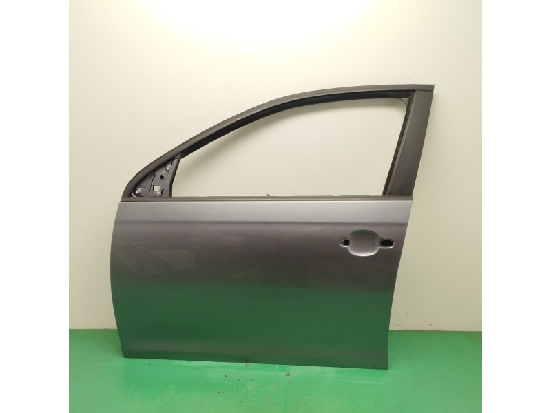 Recambio de puerta delantera izquierda para volkswagen jetta (1k2) 1.6 referencia OEM IAM   