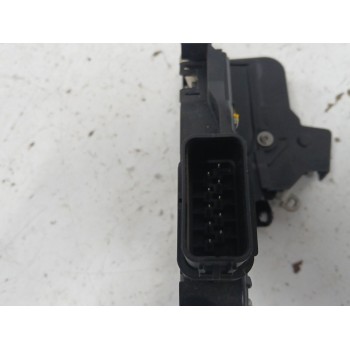 Recambio de cerradura puerta trasera izquierda para ford kuga (cbv) 2.0 tdci cat referencia OEM IAM 8V4AS26413EA  