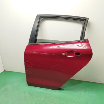 Recambio de puerta trasera izquierda para peugeot 208 1.2 12v e-vti referencia OEM IAM 9671907580 OBSERVAR FOTOS 